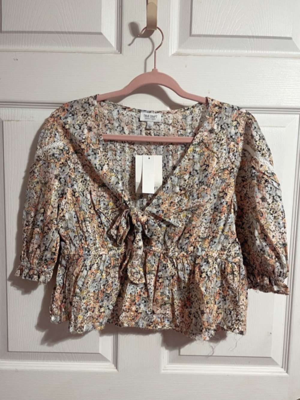 True Craft | NWT! Floral Tie-Front Peplum Blouse in White, Yellow, Orange & Gray